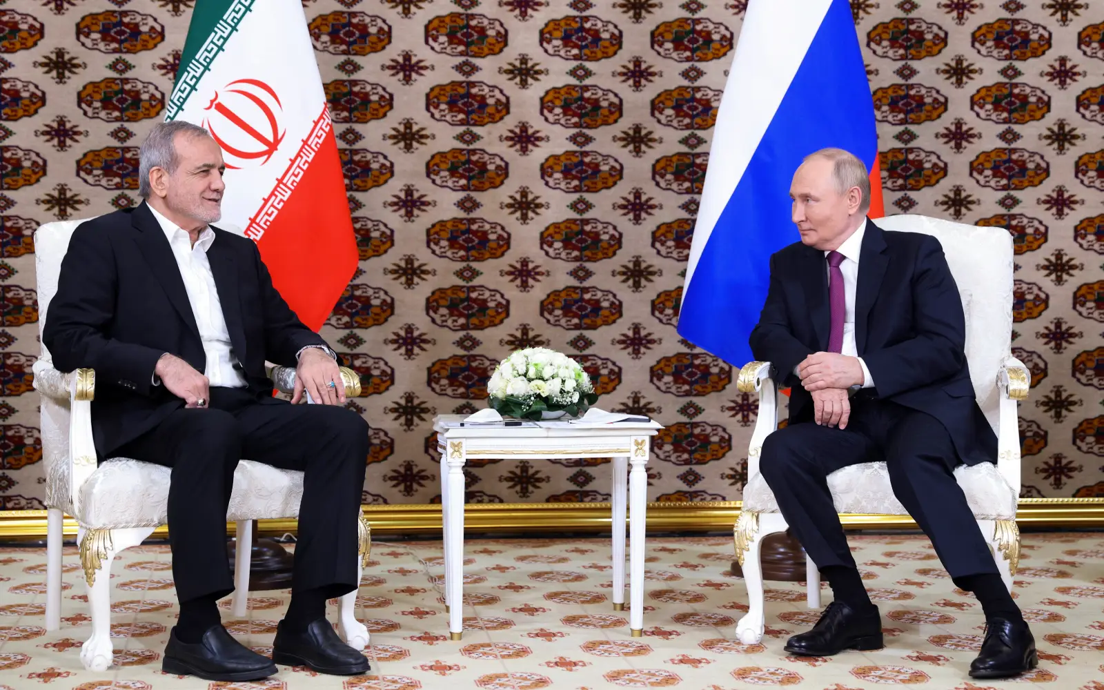 Russia and Iran Sign Strategic Partnership Treaty