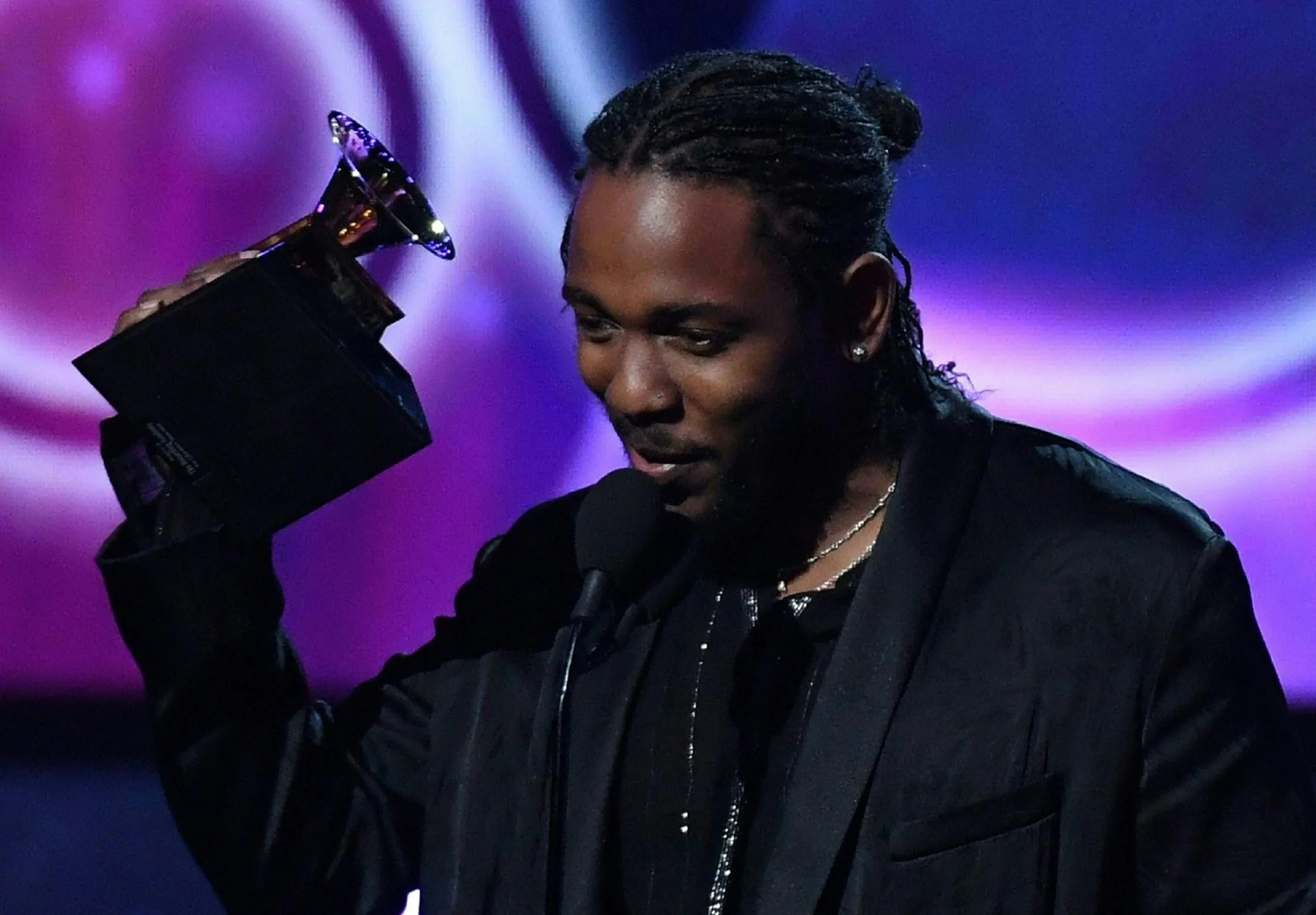 Kendrick Lamar to Headline Super Bowl Halftime Show in 2025