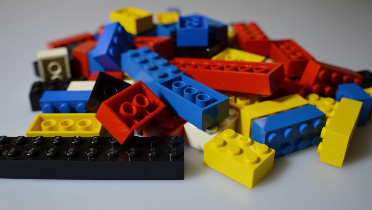 LegoGPT AI turns text into buildable Lego creations
